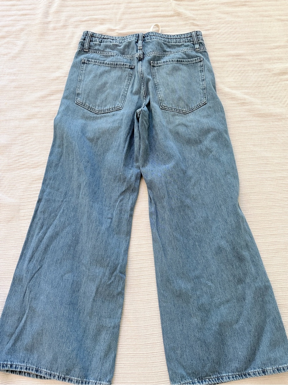 Banana Republic Mid-Rise Wide-Leg Drawstring Jean - Picture 3 of 5